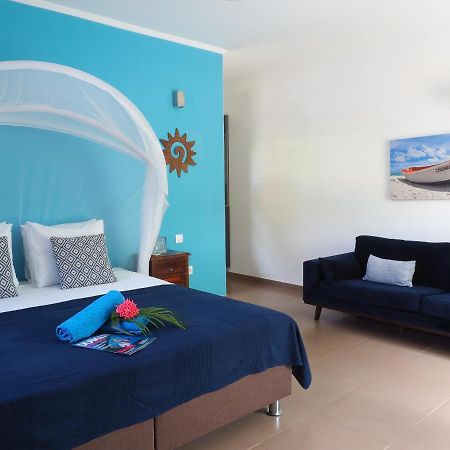 Chuchubi Studio Apartment Bonaire Playa Exteriör bild