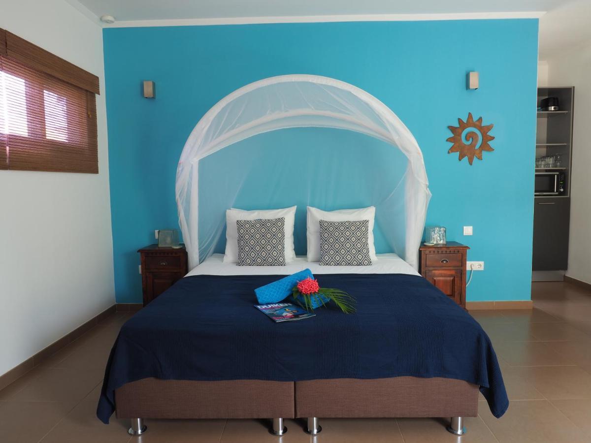 Chuchubi Studio Apartment Bonaire Playa Exteriör bild